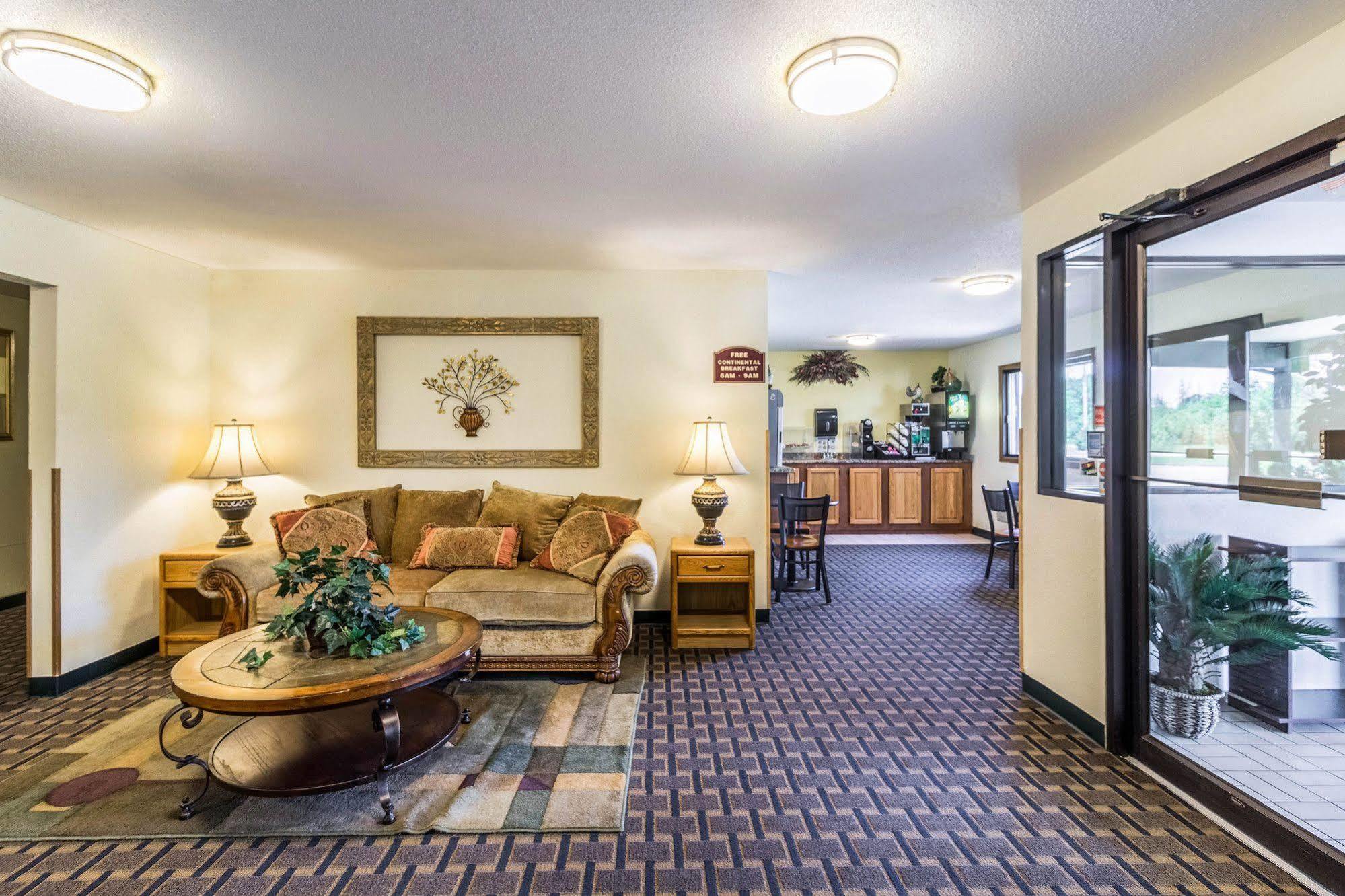 Rodeway Inn Brainerd Exteriér fotografie
